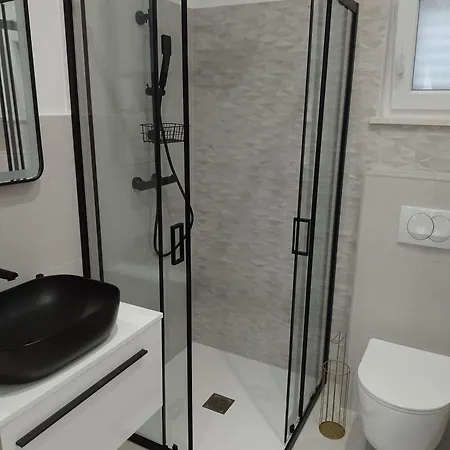 Apartment Mirna