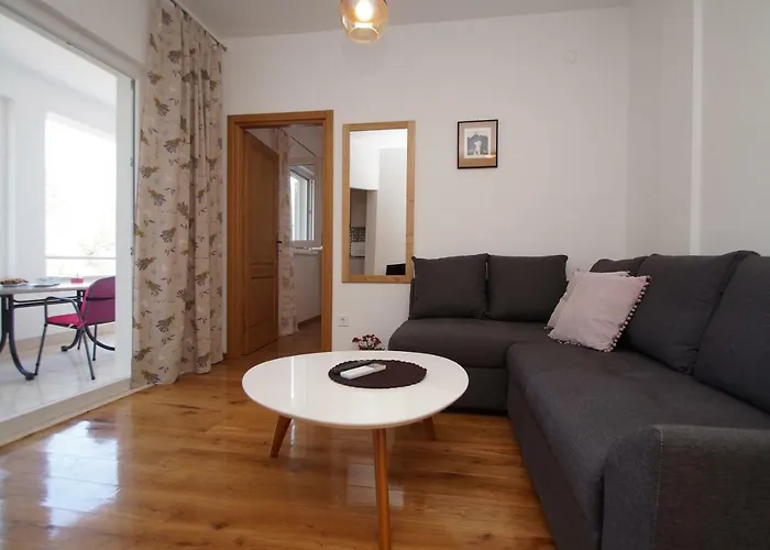 Mirna * קורצולה