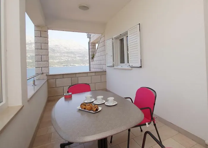 Mirna דירה קורצולה