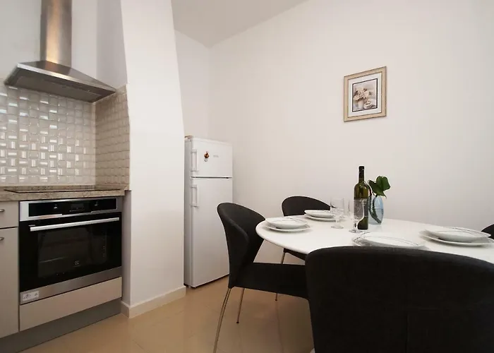 Mirna Apartamento *