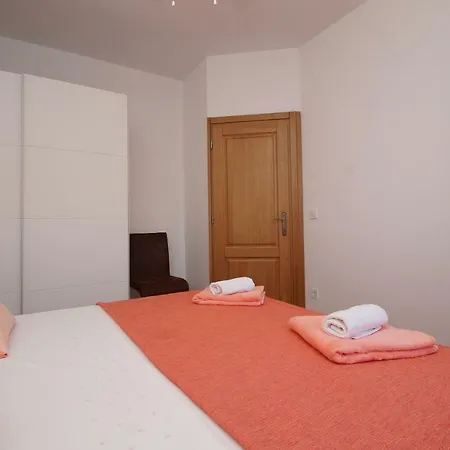 公寓 Mirna 科尔丘拉